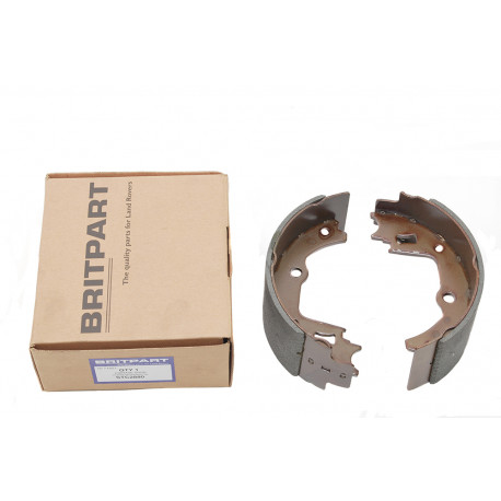 Britpart Jeu de mâchoires de frein à main (STC2880)