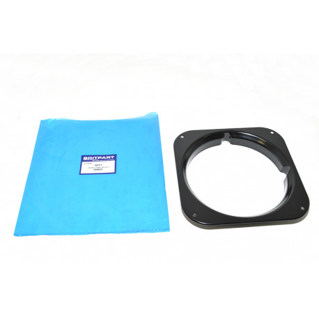 Britpart entourage de phare gauche ou droit (345631)