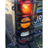 grille rectangulaire de feu arriere