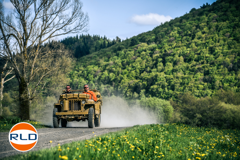 Jeep Chambon rassemblement AOC