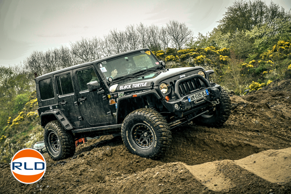 Jeep Chambon rassemblement AOC