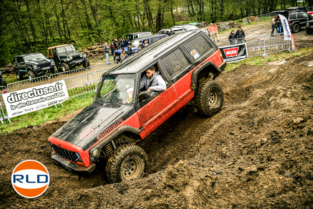 Jeep Chambon rassemblement AOC