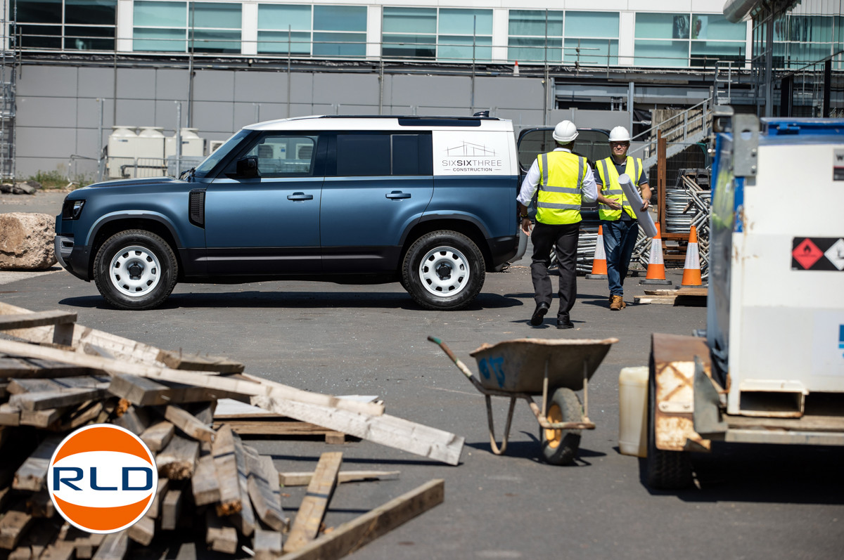 Nouveau Land Rover Defender hard top 4x4